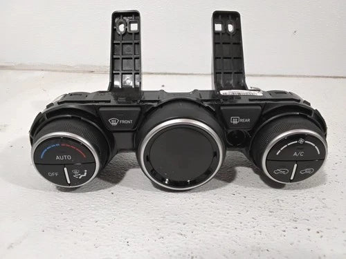 Hyundai Venue HVAC Climate Control Unit (2023) – Genuine OEM