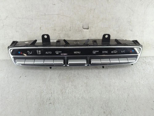 Mercedes-Benz C300 HVAC Climate Control Temperature – Genuine OEM