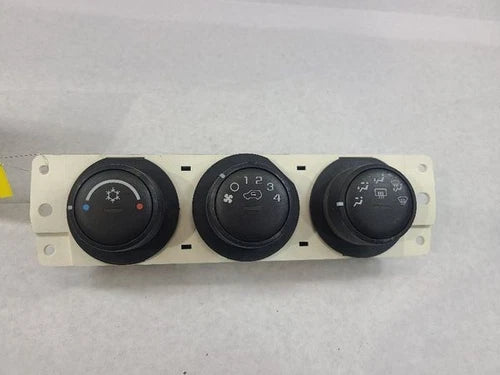 Hummer H3 HVAC Climate Control (2006–2010) – Genuine OEM | Ref SKU-6082