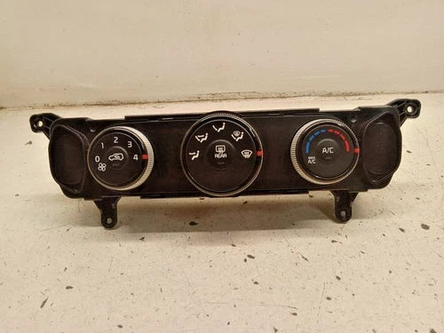 Kia Soul Manual HVAC Climate Control (2017–2019) – Genuine OEM | Ref SKU-12726
