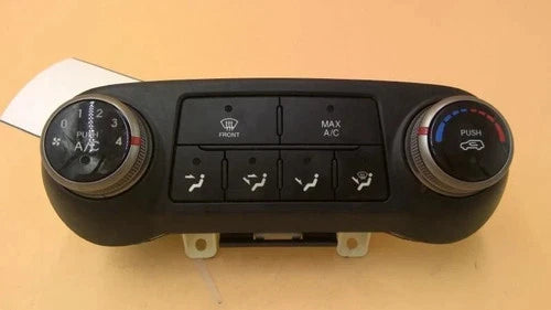 Hyundai Tucson HVAC Climate Control Panel Factory (2010–2013) – Genuine OEM