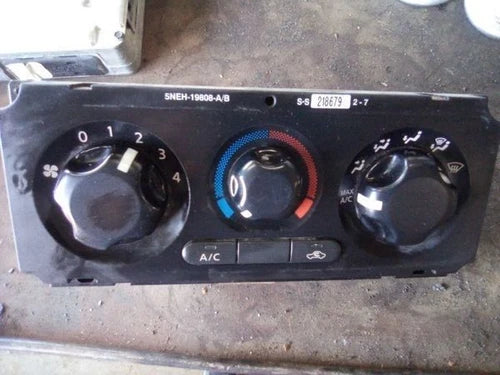 Nissan Frontier Manual HVAC Climate Control King Cab (2005–2012) – HVAC Replacement Part