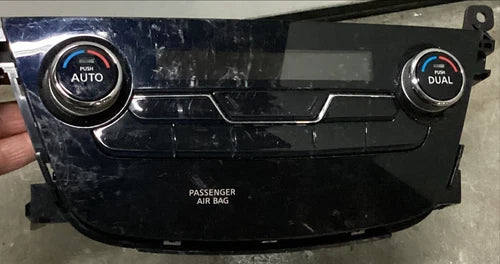 Nissan MURANO HVAC Climate Control (2017–2020) – Genuine OEM