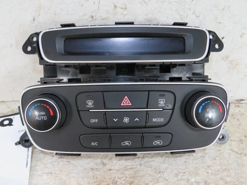 Kia Sorento Front Automatic HVAC Climate Control (2014–2015) – Genuine OEM