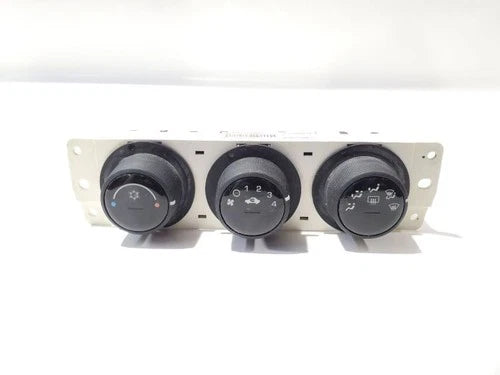 Saturn Sky HVAC Control Component (2007–2010) – Genuine OEM | Ref SKU-6335