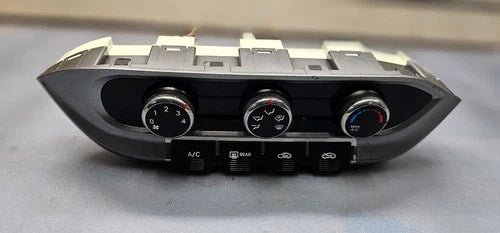 Kia Rio Dash A/C HVAC Heater Climate Control Panel (2012–2014) – Genuine OEM