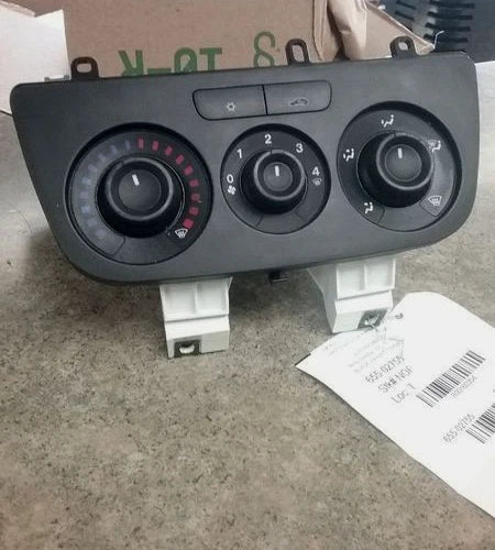 Dodge RAM Promaster City HVAC Climate Control (2015–2018) – Genuine OEM