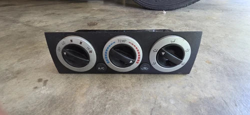 Toyota Tacoma A/C Climate Control Heater A/C Temperature (2005–2010) – Genuine OEM