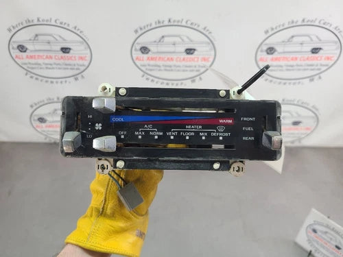 Ford F250 Truck Front Dash Temperature Control Unit w/ Factory A/C (1984) – Genuine OEM