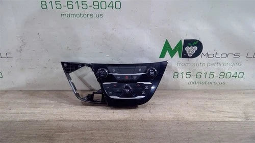 Chrysler Voyager A/C Heat Temperature Control Panel (2021–2024) – Genuine OEM
