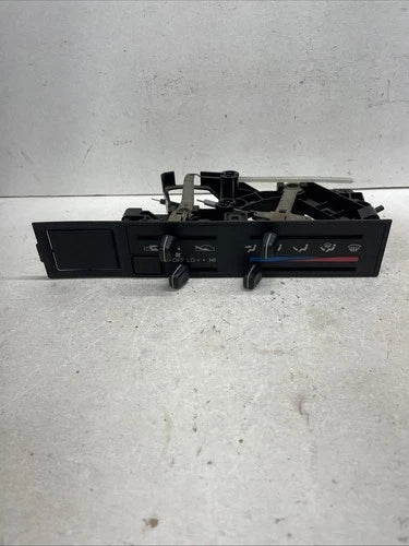 Toyota Pickup Truck HVAC Climate Control Assembly (1989–1995) – Genuine OEM