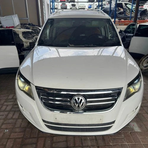 Volkswagen Tiguan Climate Control Panel Used (2010) – Genuine OEM