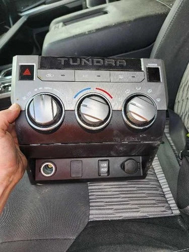 Toyota Tundra A/C Manual Heater Temperature Control Unit (2014–2016) – Genuine OEM