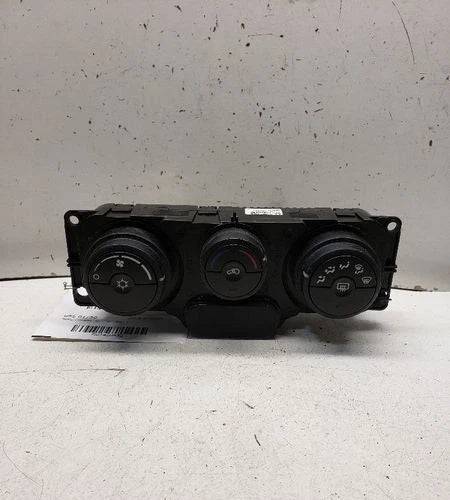 Chevy Equinox HVAC Climate Control Assembly (2006) – Genuine OEM