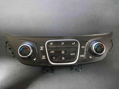 Chevrolet Equinox HVAC Climate Control Temperature GENUINE (2018) – Genuine OEM