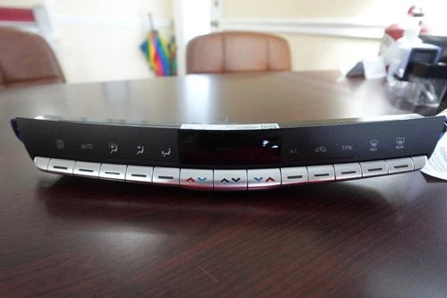 Cadillac XT4 2019-2023 HVAC Control Component – Genuine OEM