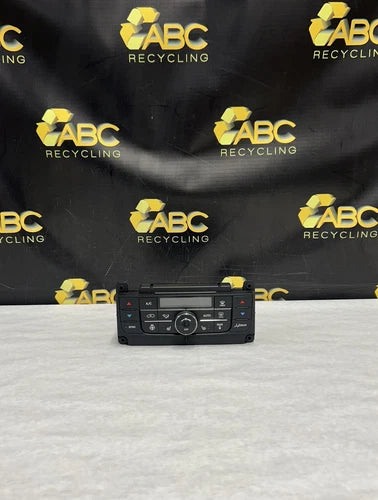 Dodge Grand Caravan GT Front Dash Climate Control (2011–2020) – Genuine OEM