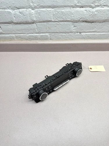 Toyota Highlander Dash HVAC Heater Climate Control Switch (2020–2022) – Genuine OEM