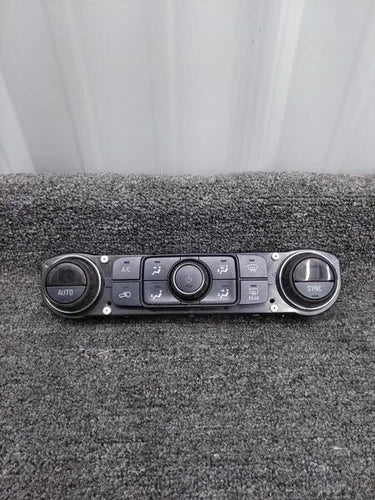 Chevrolet Silverado 1500 HVAC Climate Controls (2014–2019) – Genuine OEM