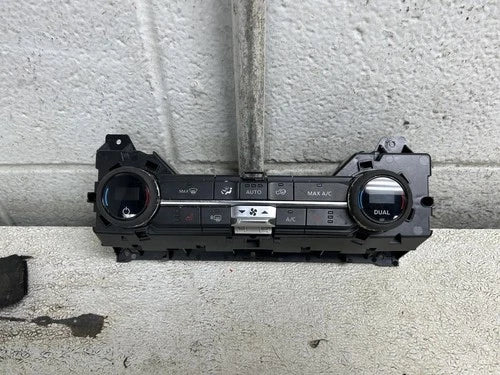Ford BRONCO Dual Zone Automatic Temperature Controller (2021) – Genuine OEM