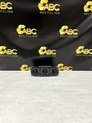 Ford Explorer Front Climate Control Assembly (2002–2006) – Genuine OEM