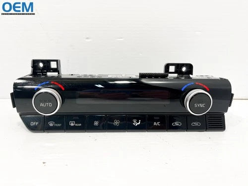 Kia K5 Climate HVAC Temperature A/C Heat Control 97250-L3200 (2021–2023) – Genuine OEM