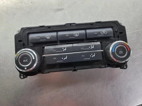 Nissan Frontier HVAC Climate Control Crew Cab (2010–2012) – Genuine OEM
