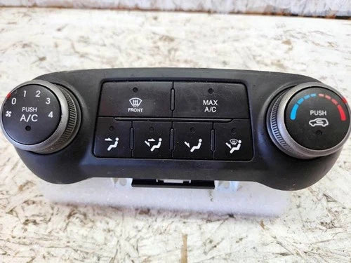 Hyundai Tucson A/C Heater Climate Manual Temperature Control (2014–2015) – Genuine OEM