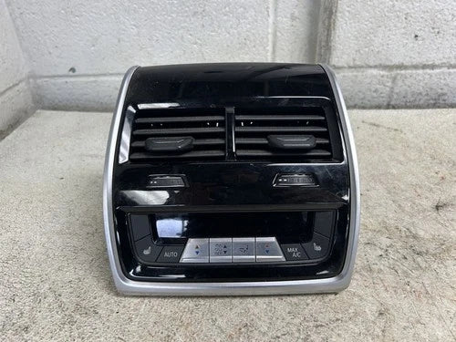 BMW X5 Rear Automatic Temperature Controller (2019) – Genuine OEM