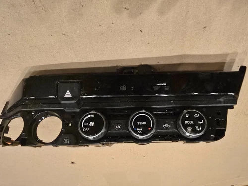 Toyota Tacoma Temperature Control (2016–2020) – Genuine OEM