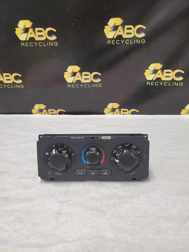 Nissan Xterra Front Dash Main Climate Control Assembly (2005–2010) – Genuine OEM