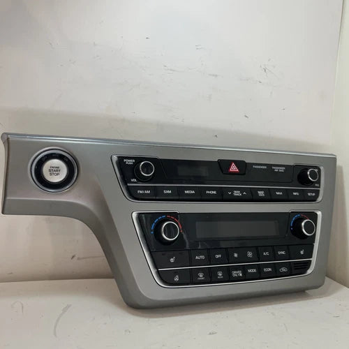 Hyundai SONATA HYBRID A/C Climate Control PANEL 97250-E6720 (2017) – Genuine OEM