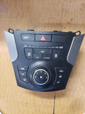 Hyundai Santa Fe A/C/Heater Climate SWB Manual Temperature Control Unit (2017–2018) – HVAC Replacement Part