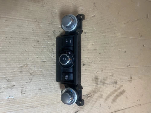 Toyota 4Runner TRD Offroad HVAC Climate Control (2018) – Genuine OEM