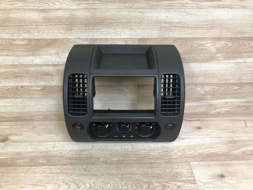 Nissan Xterra HVAC Control Component – Genuine OEM