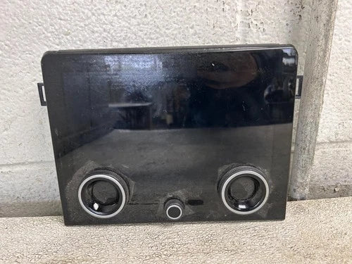 Range Rover SPORT Front Automatic Temperature Controller (2020) – Genuine OEM