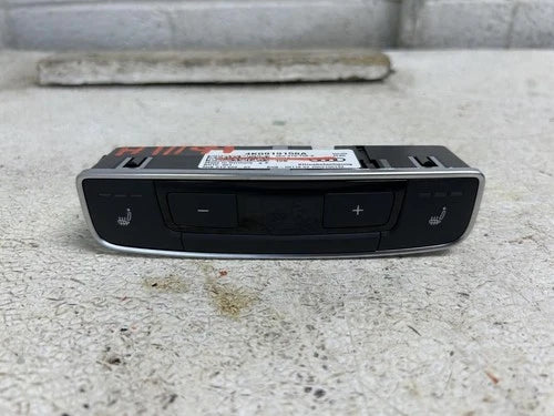 Audi Q7 Rear Automatic Temperature Controller (2020) – Genuine OEM