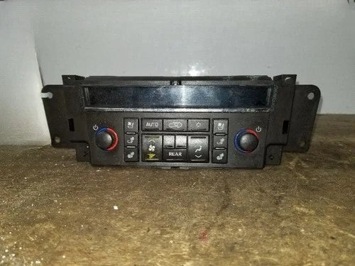 Cadillac Escalade ESV HVAC Climate Control (2007–2011) – Genuine OEM