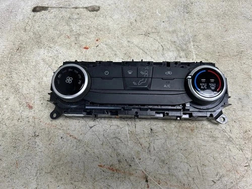 Ford TRANSIT25 Front Automatic Temperature Controller (2023) – Genuine OEM
