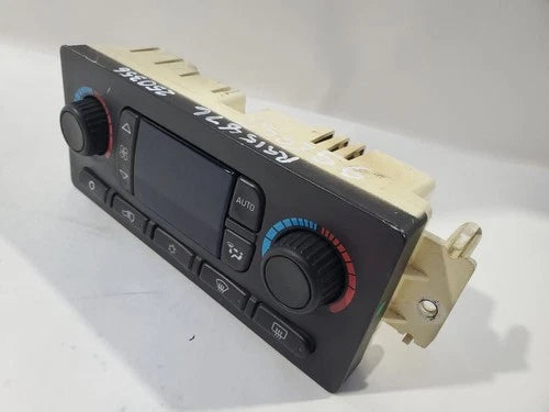GMC Sierra 2500 Crew Cab HVAC Control Component (2006) – Genuine OEM