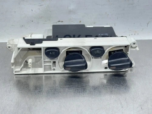 Toyota Tacoma Manual HVAC Climate Control (2001–2004) – Genuine OEM