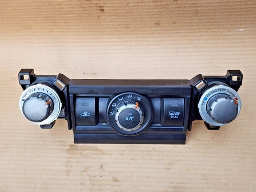Toyota 4 Runner A/C Climate Control (2010–2013) – Genuine OEM