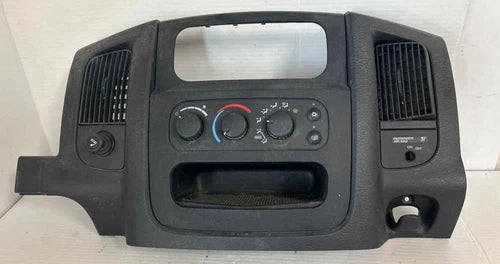 Dodge RAM Dakota HVAC Control Component (2002–2005) – Genuine OEM
