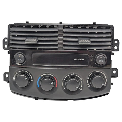 Toyota Sienna A/C Climate Heater Temperature Control Air Vent unit (2004–2005) – Genuine OEM