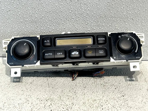Honda Odyssey Climate Control Temperature Panel w/ digital screen (1998–2004) – Genuine OEM