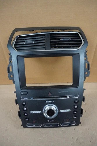 Ford Explorer A/C Heat Climate Control (2016–2018) – Genuine OEM
