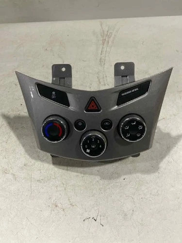Chevy Trax HVAC Climate Control (2015) – Genuine OEM | Ref SKU-11170
