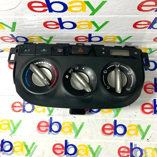 Toyota Rav4 Climate Control Temperature A/C Heater (2004–2005) – Genuine OEM