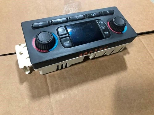 Cadillac Escalade HVAC Climate Control Temperature (2003–2004) – Genuine OEM