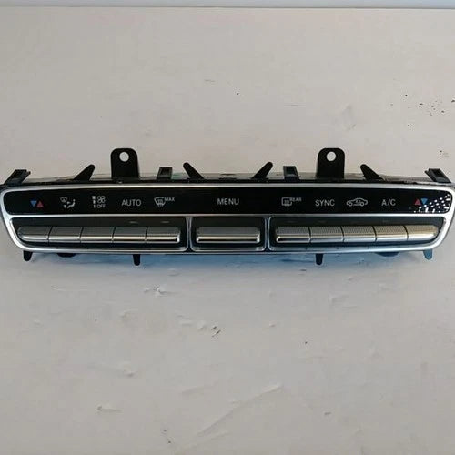 Mercedes E300 HVAC Control Component (2018) – Genuine OEM